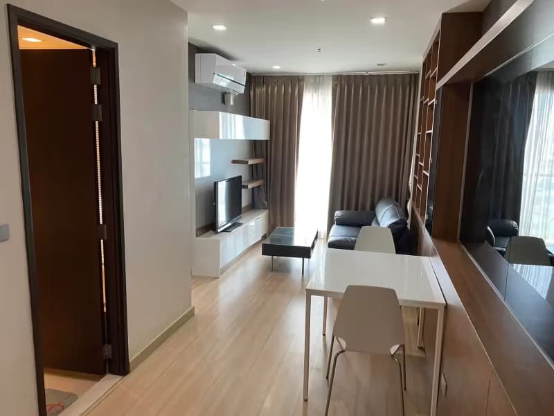 1 Bedroom Condo