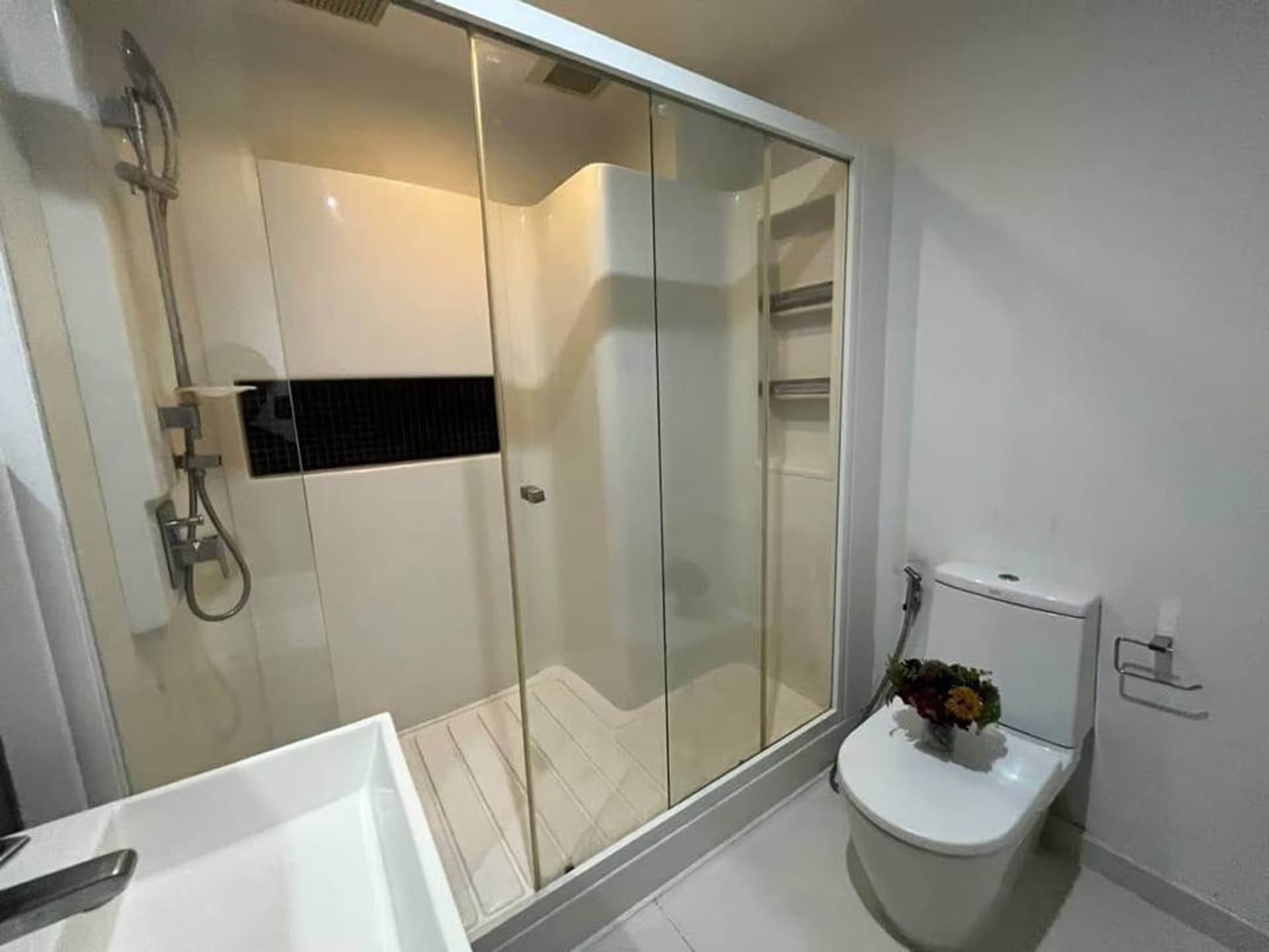 1 Bed Condo for Sale  Near Punnawithi BTS - Image 6
