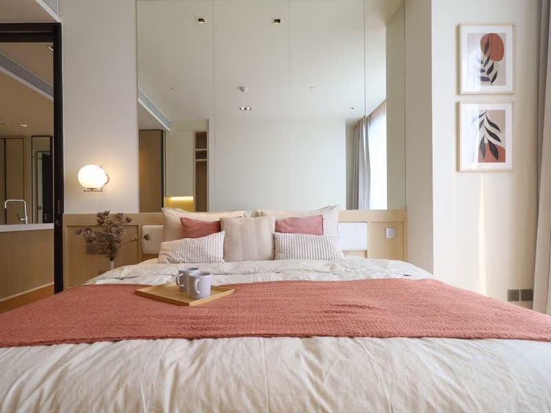 1 Bedroom Condo