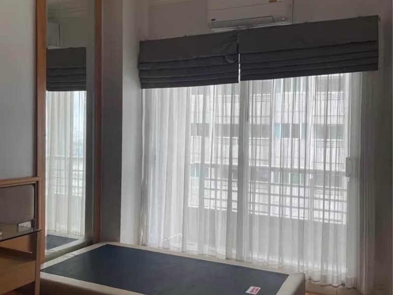 3 Bed Condo for Rent in Bang Kapi