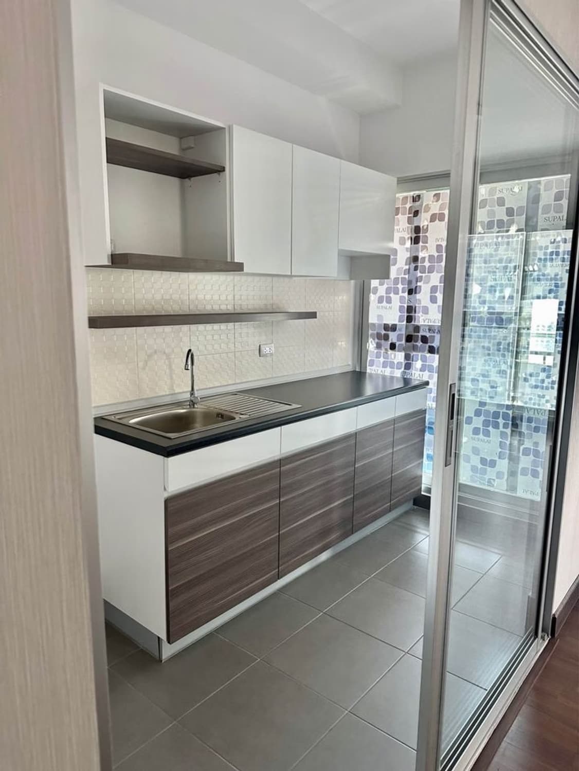 2 Bed Condo for Rent in Mueang Chiang Mai - Image 3