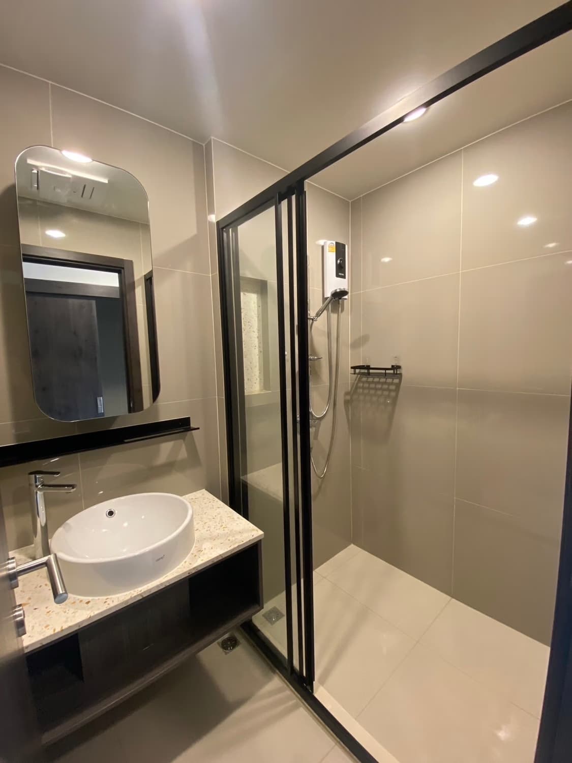 1 Bed Condo for Sale  Near Huai Khwang MRT - Image 9