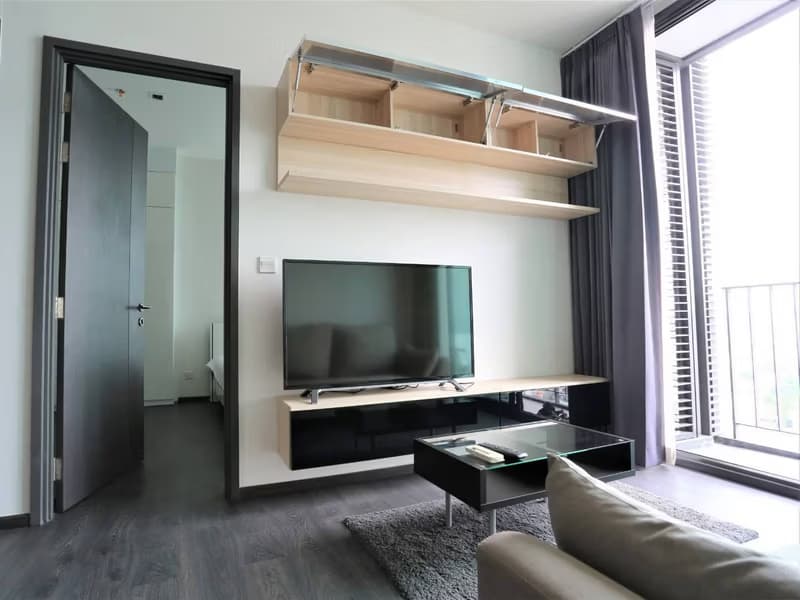 1 Bed Condo for Sale in undefined