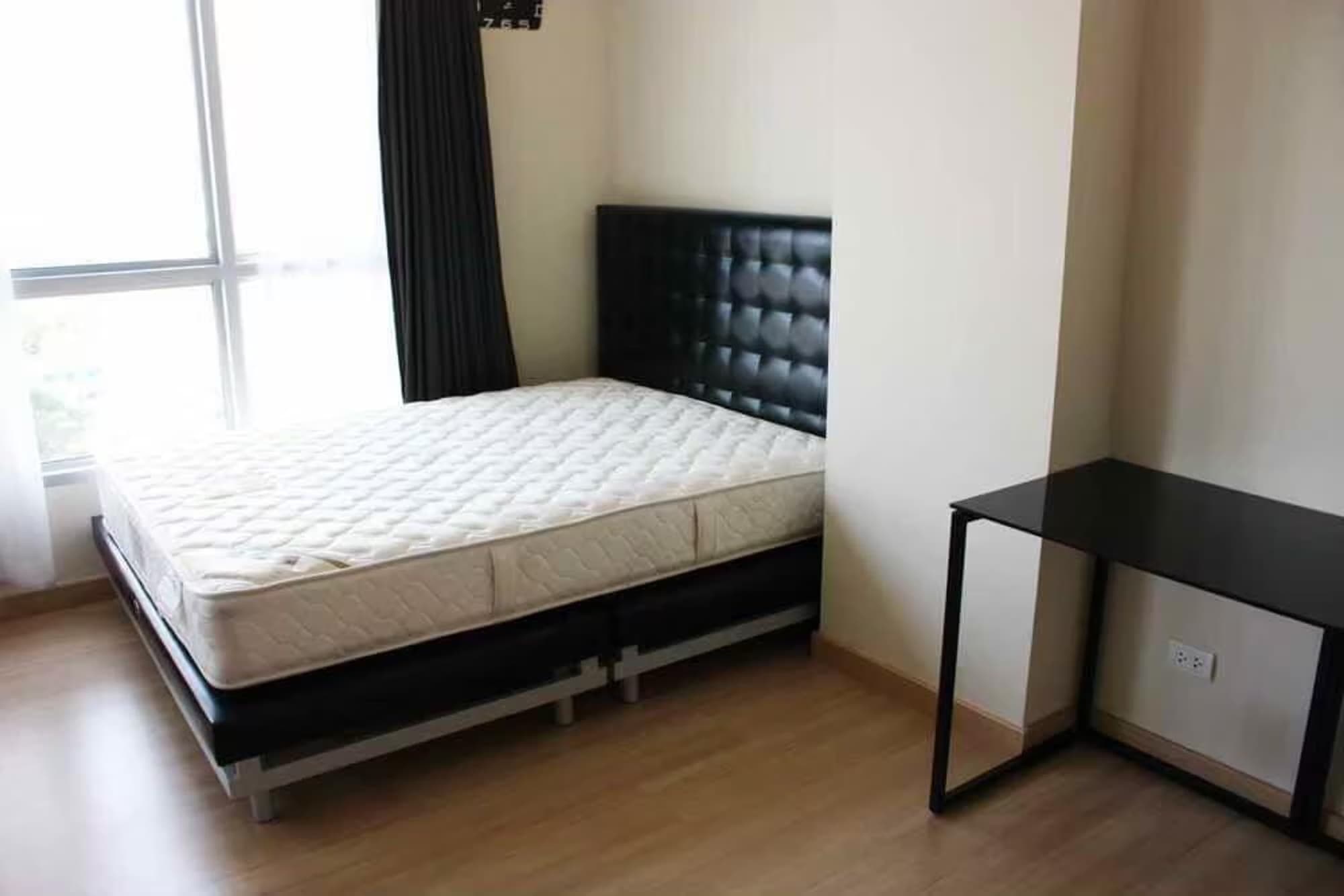 1 Bed Condo for Sale in Bang Rak - Image 4