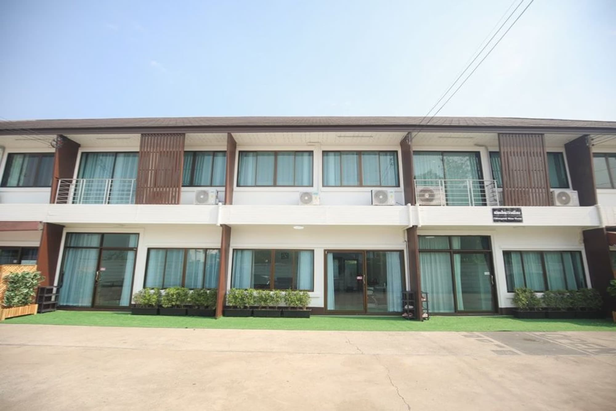 3 Bed Townhouse for Rent in Mueang Chiang Mai - Image 1