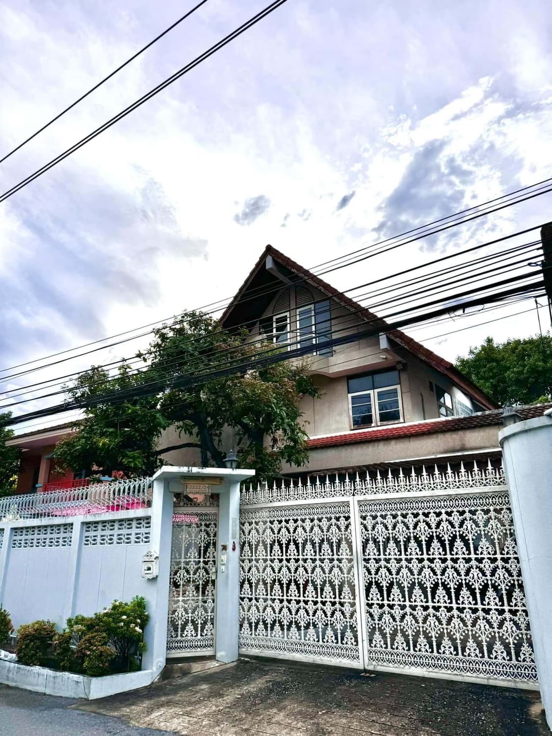 4 ห้องนอน บ้าน สำหรับ ขาย ใน Sathon - Image 12