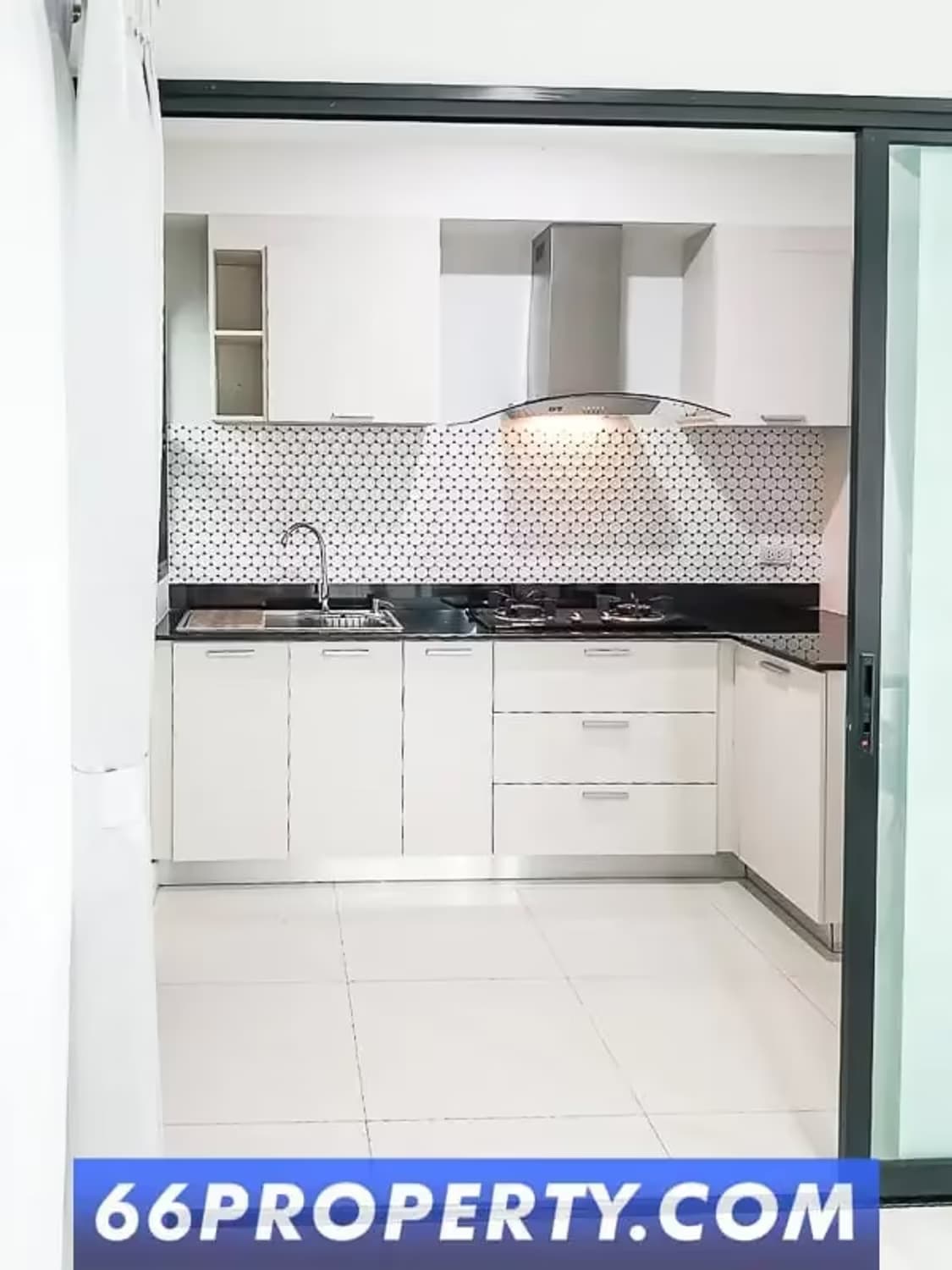 3 Bedroom House - Image 4