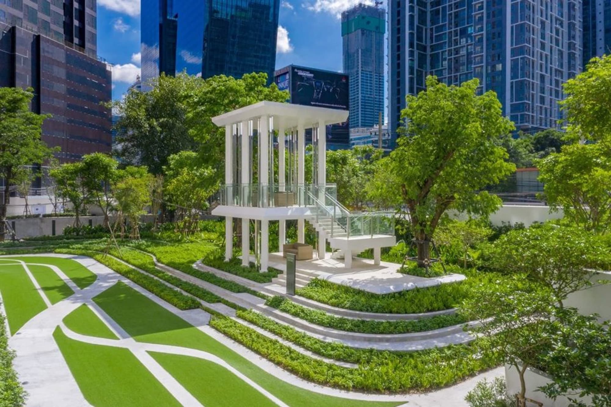 Condo for Rent at Life Asoke - Rama 9 - Image 13