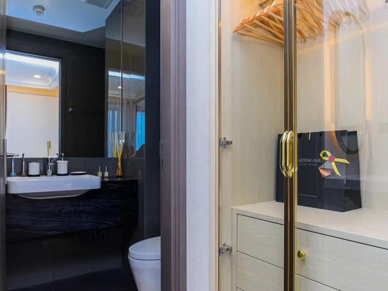 1 Bed Condo for Rent in Bang Rak