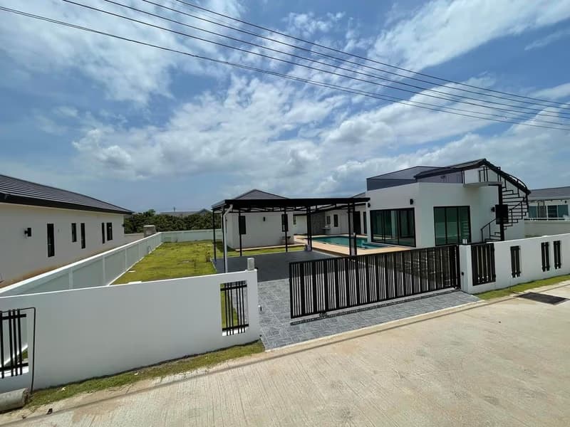 House for Rent in Tha Wang Tan, Saraphi.