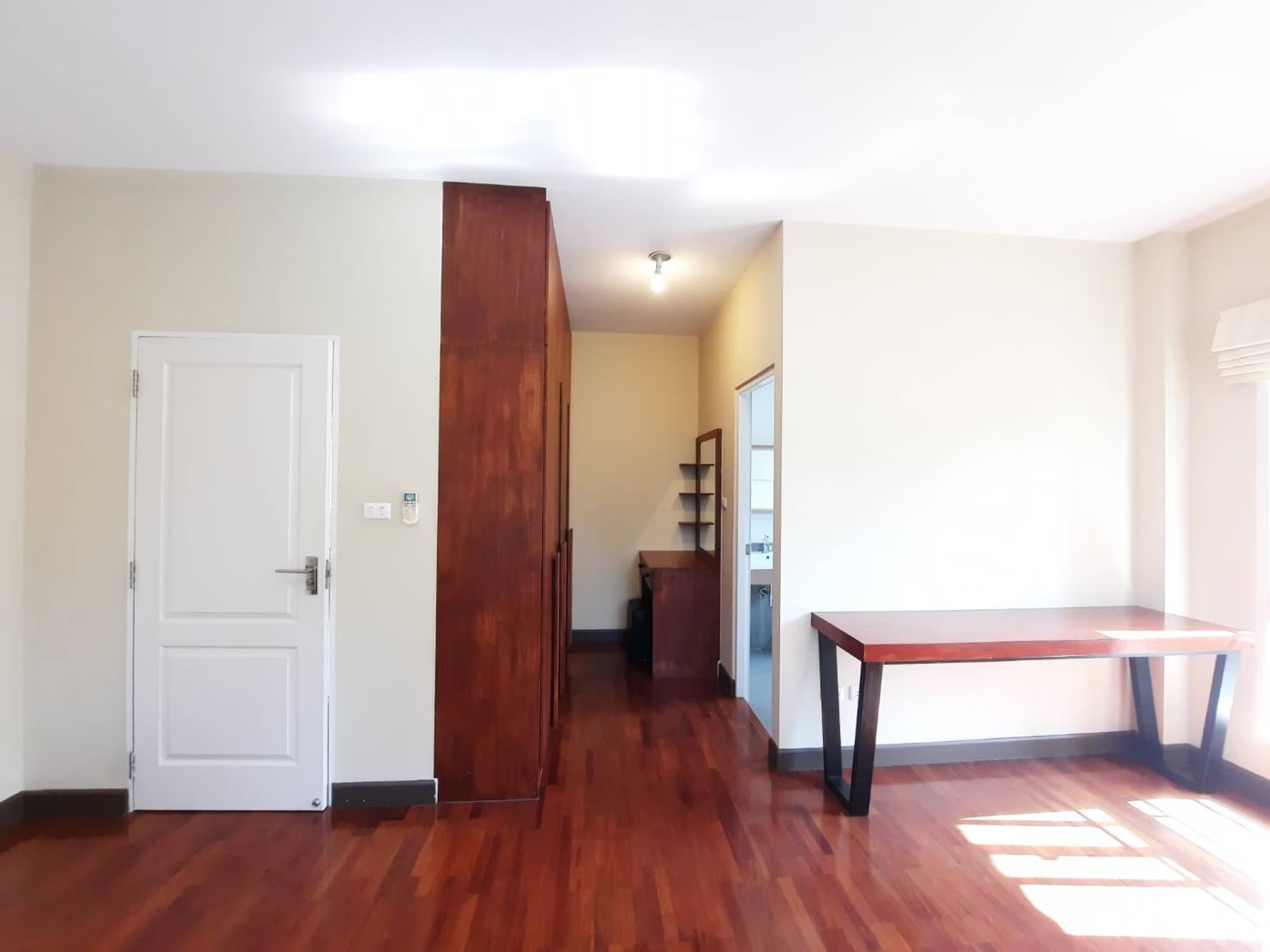 4 Bed House for Rent in Mueang Chiang Mai - Image 17