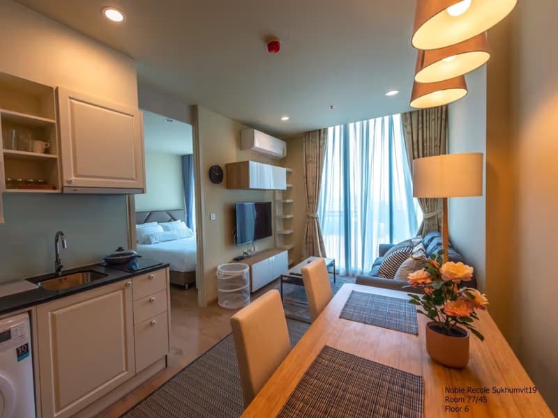 1 Bed Condo for Rent  Near Asok BTS