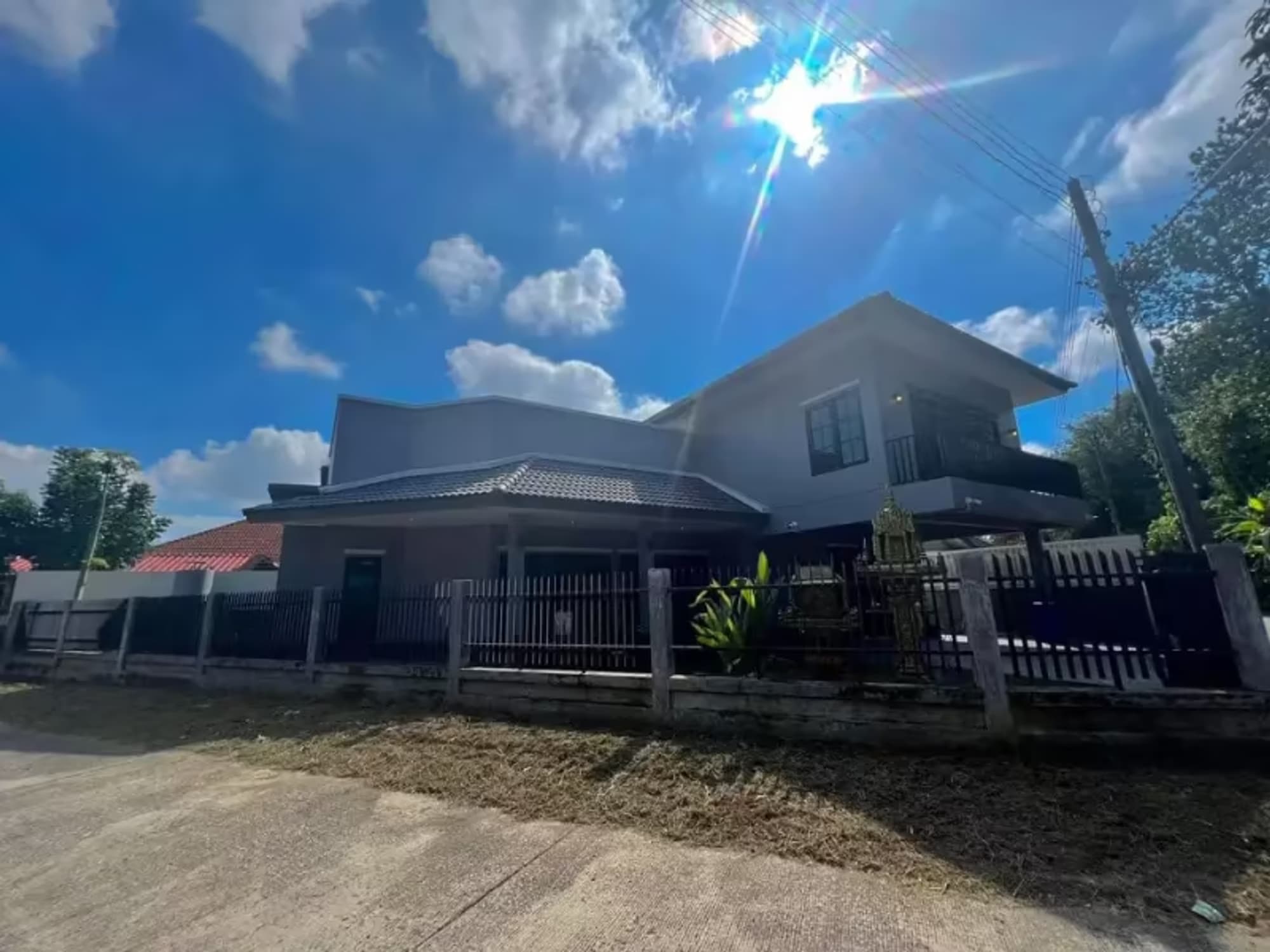 3 Bedroom House - Image 5