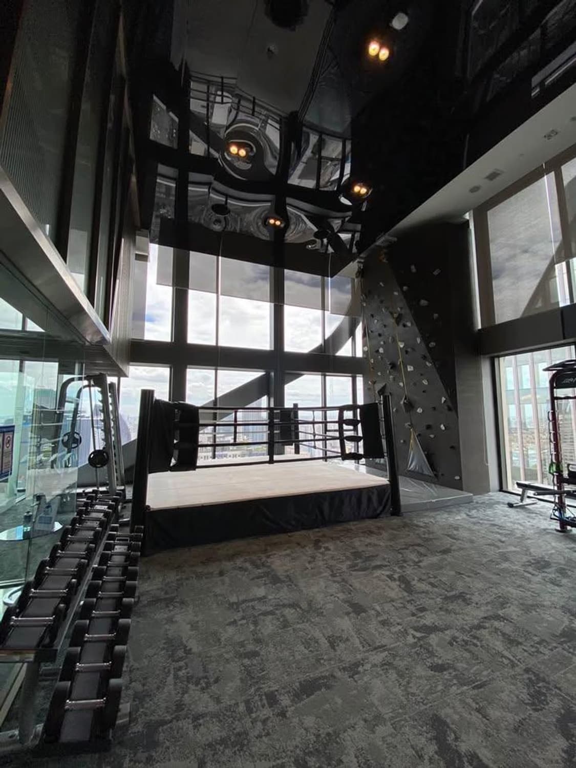 2 ห้องนอน คอนโด สำหรับ จำหน่าย ใน Huai Khwang - Image 12