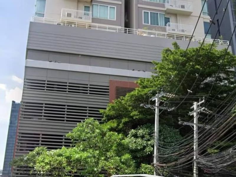 1 Bed Condo for Sale in Watthana