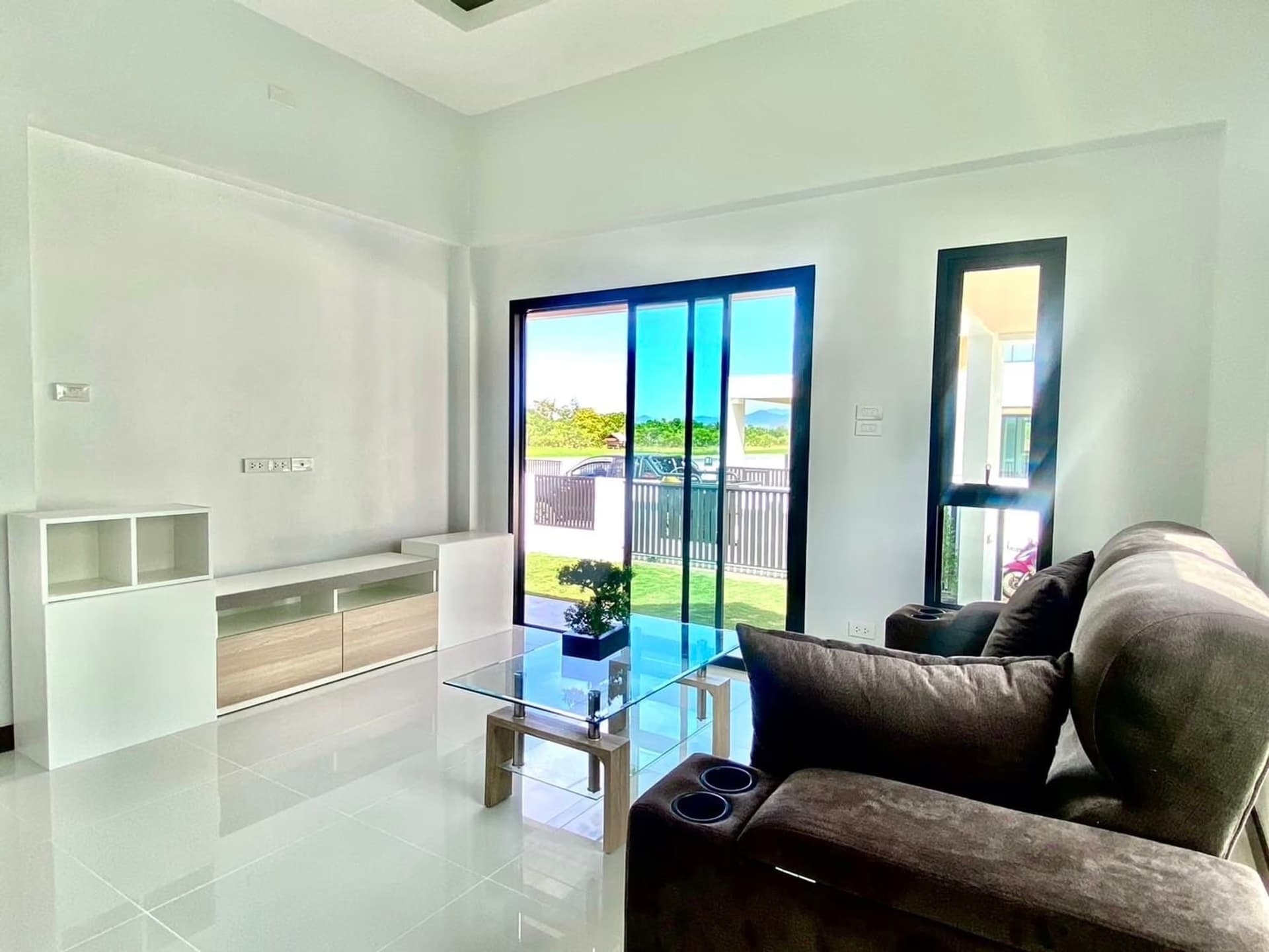 3 Bed House for Sale in San Pa Tong - Image 2