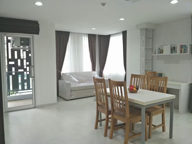 1 Bedroom Condo