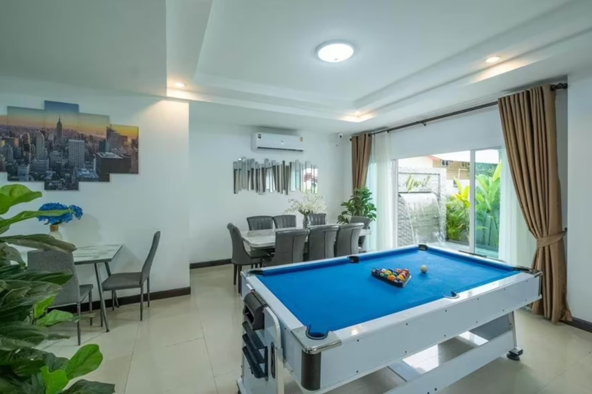 Pool Villa - Image 8