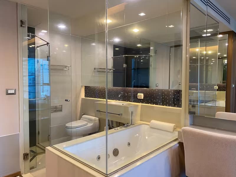 1 Bedroom Condo for Rent at The Address Sathorn