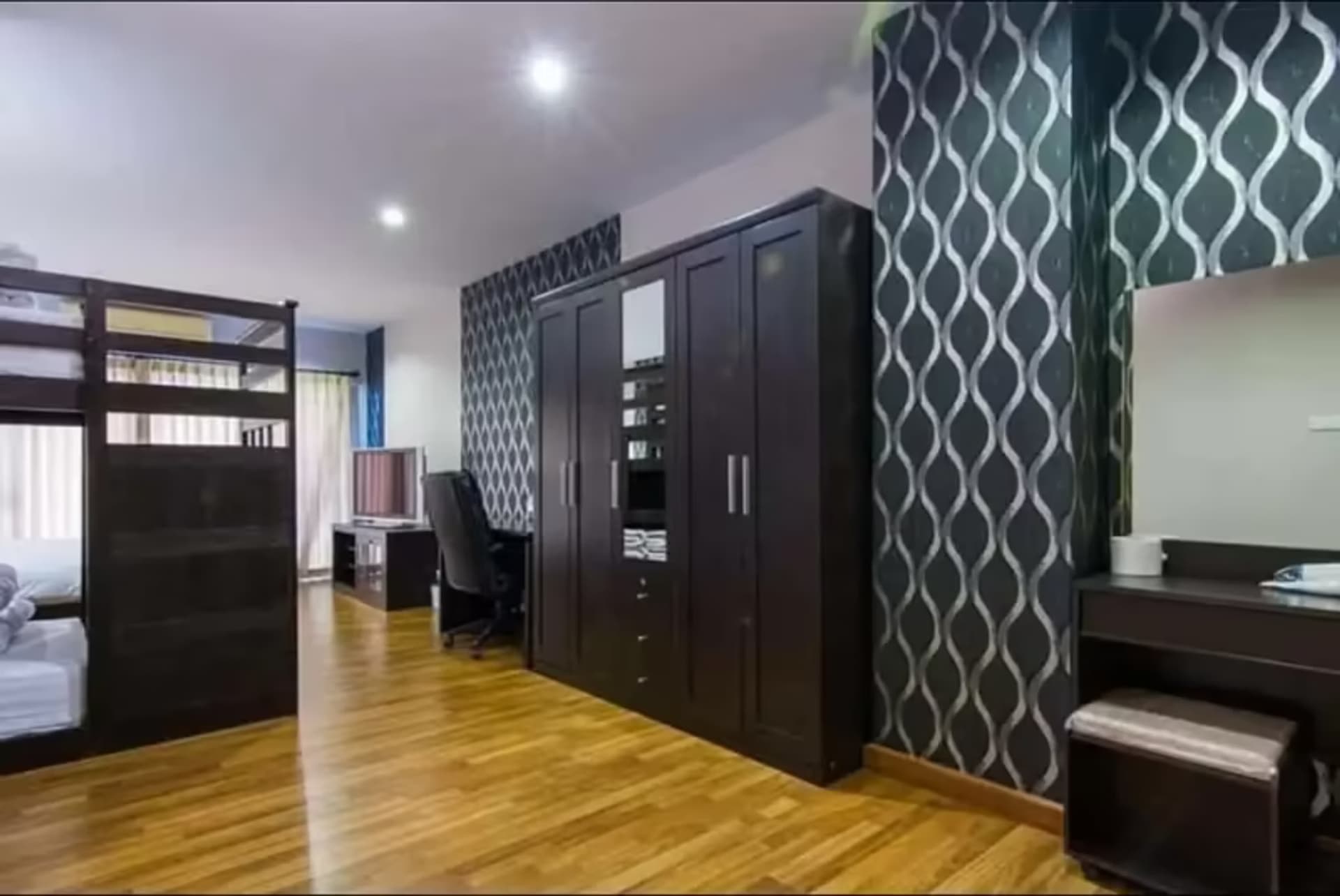 3 Bedroom Condo - Image 8