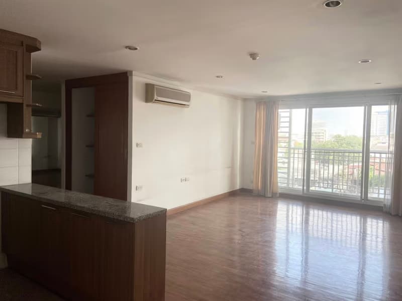 3 Bed Condo for Sale in Sathon