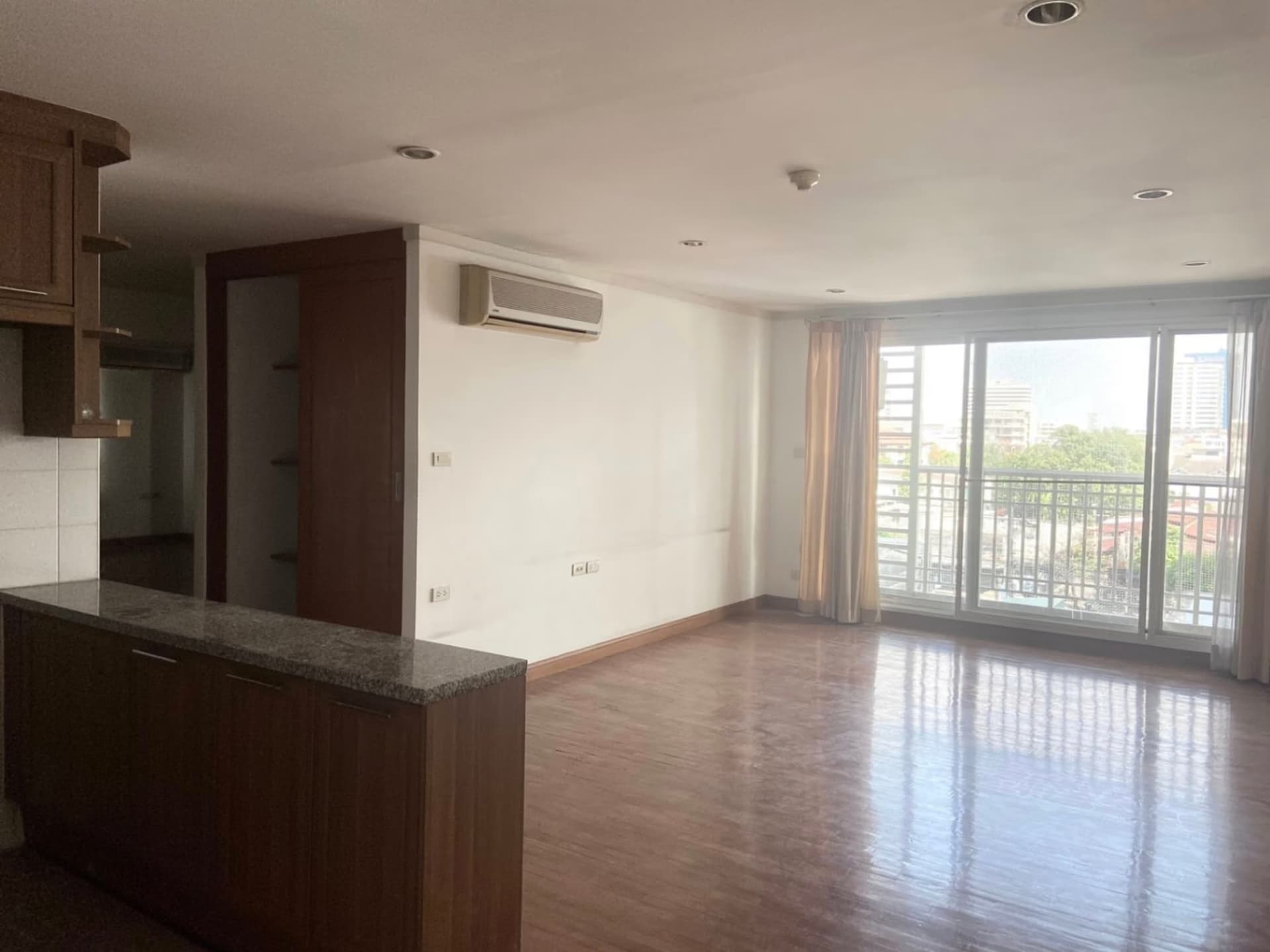 3 Bed Condo for Sale in Sathon - Image 3