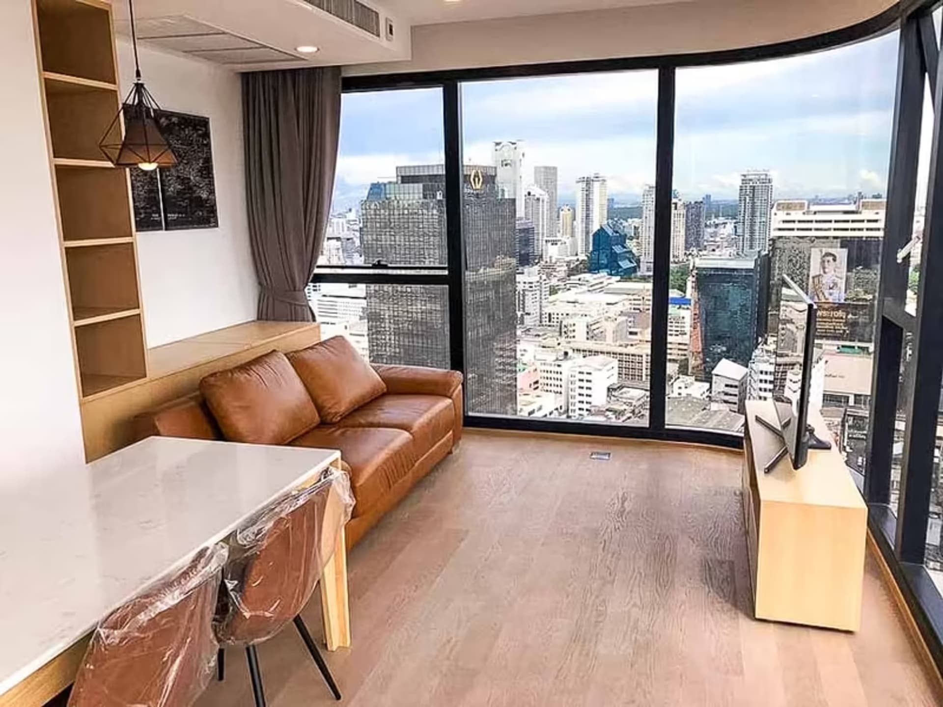 2 Bedroom Condo - Image 1
