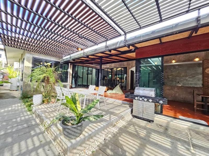 4 Bed House for Rent in San Sai District