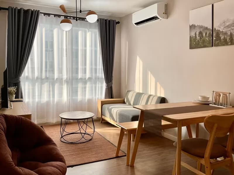 1 Bedroom Condo