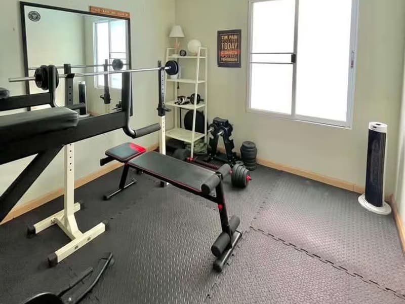 3 Bed Townhouse for Rent in Saraphi