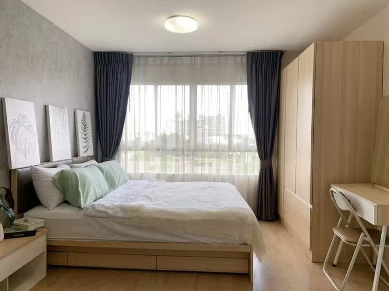 1 Bedroom Condo