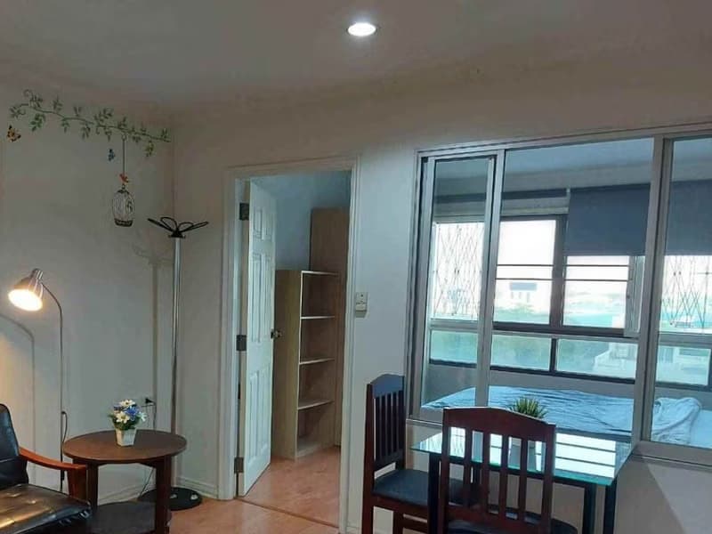 1 Bedroom Condo