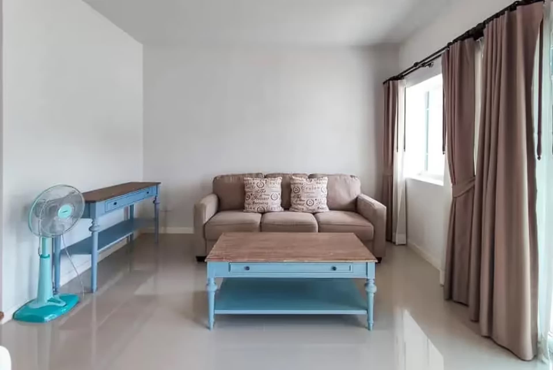 2 Bedroom House - Image 3