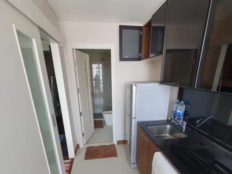 1 Bedroom Condo