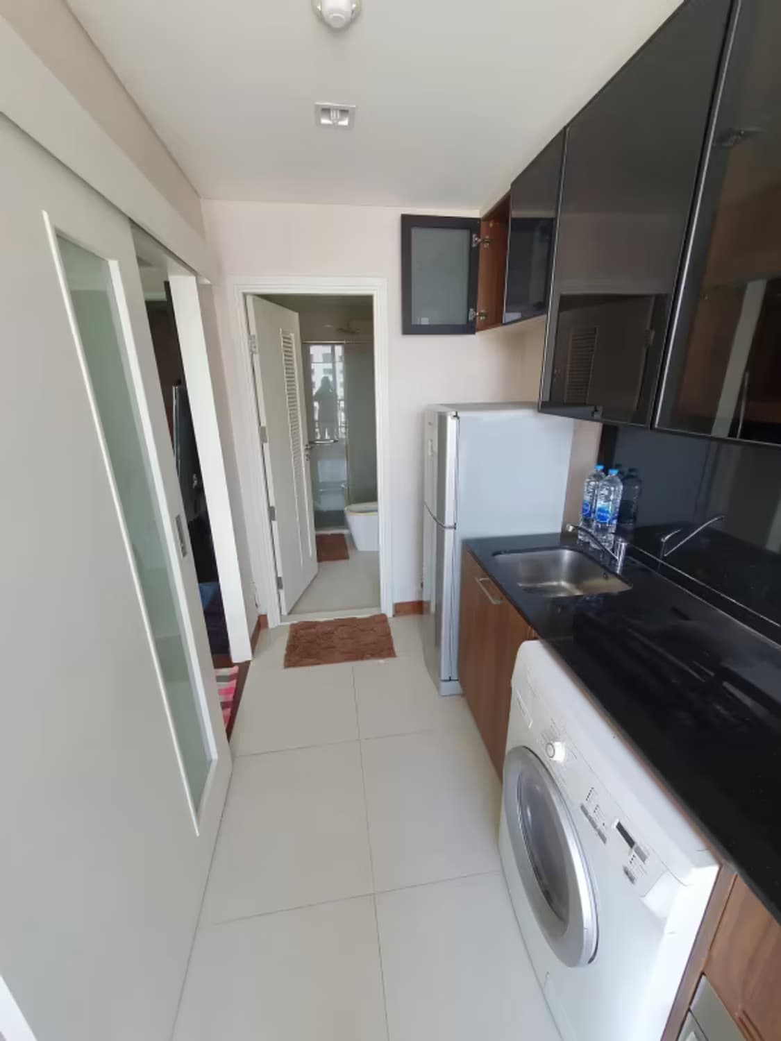 1 Bedroom Condo - Image 1