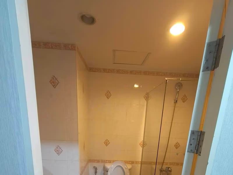 1 Bed Condo for Rent  Near Khlong Toei MRT 