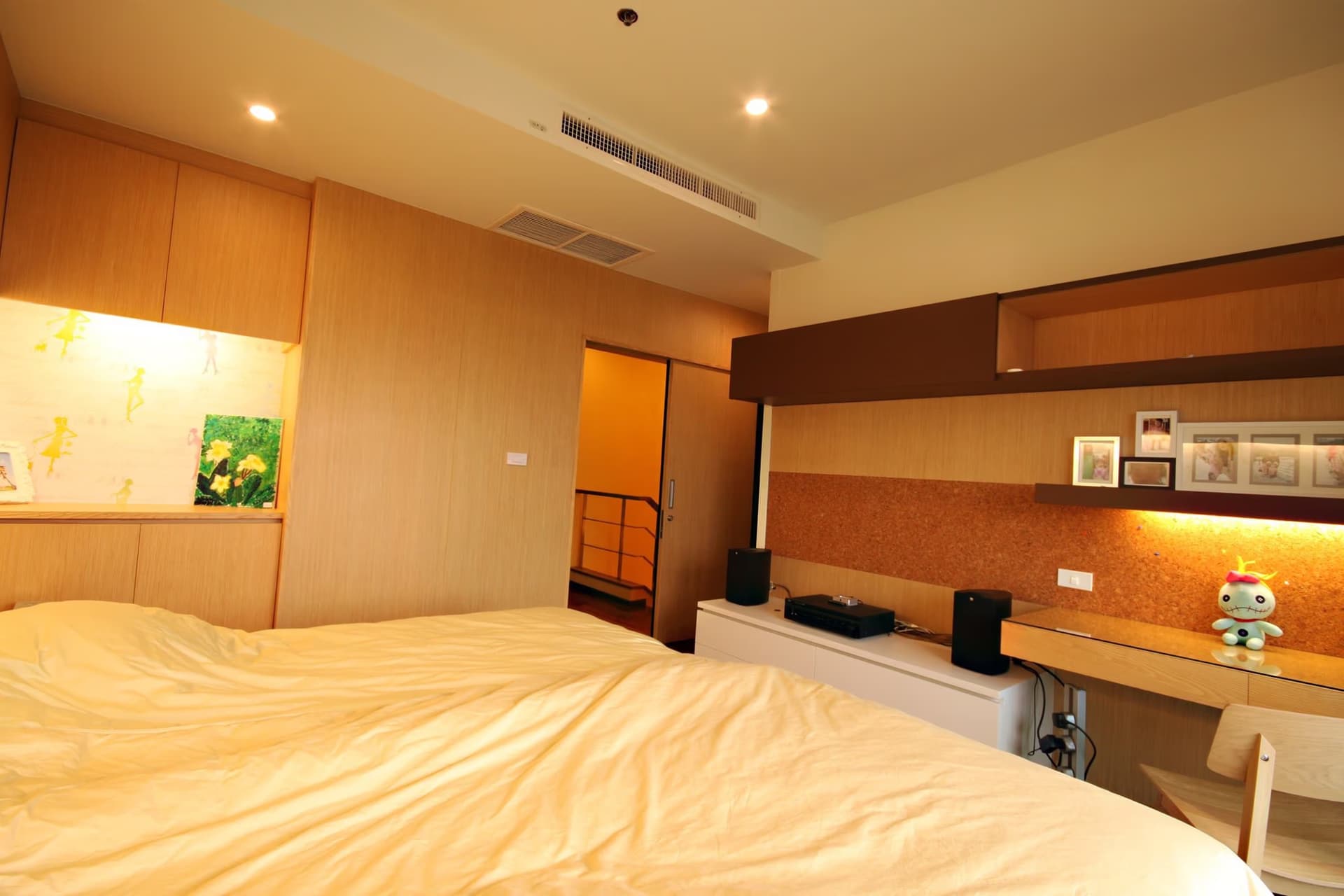  - Image 8