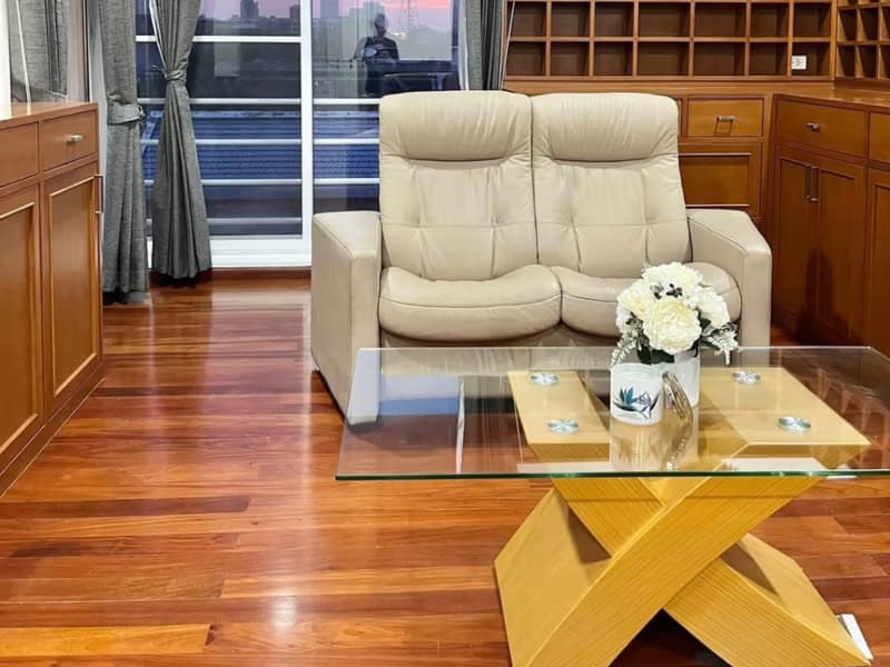 5 Bed House for Rent in Din Daeng