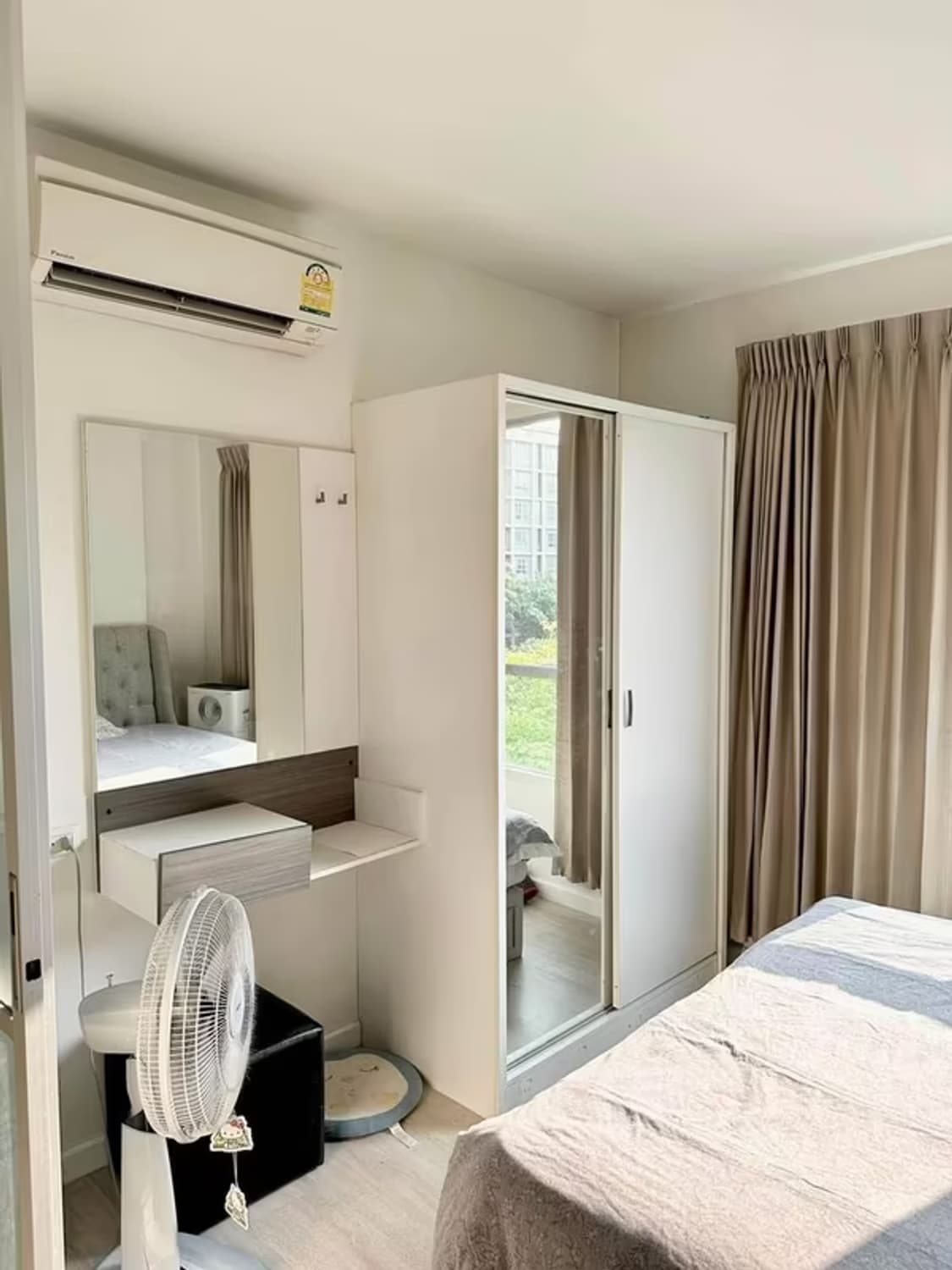 1 Bedroom Condo - Image 6