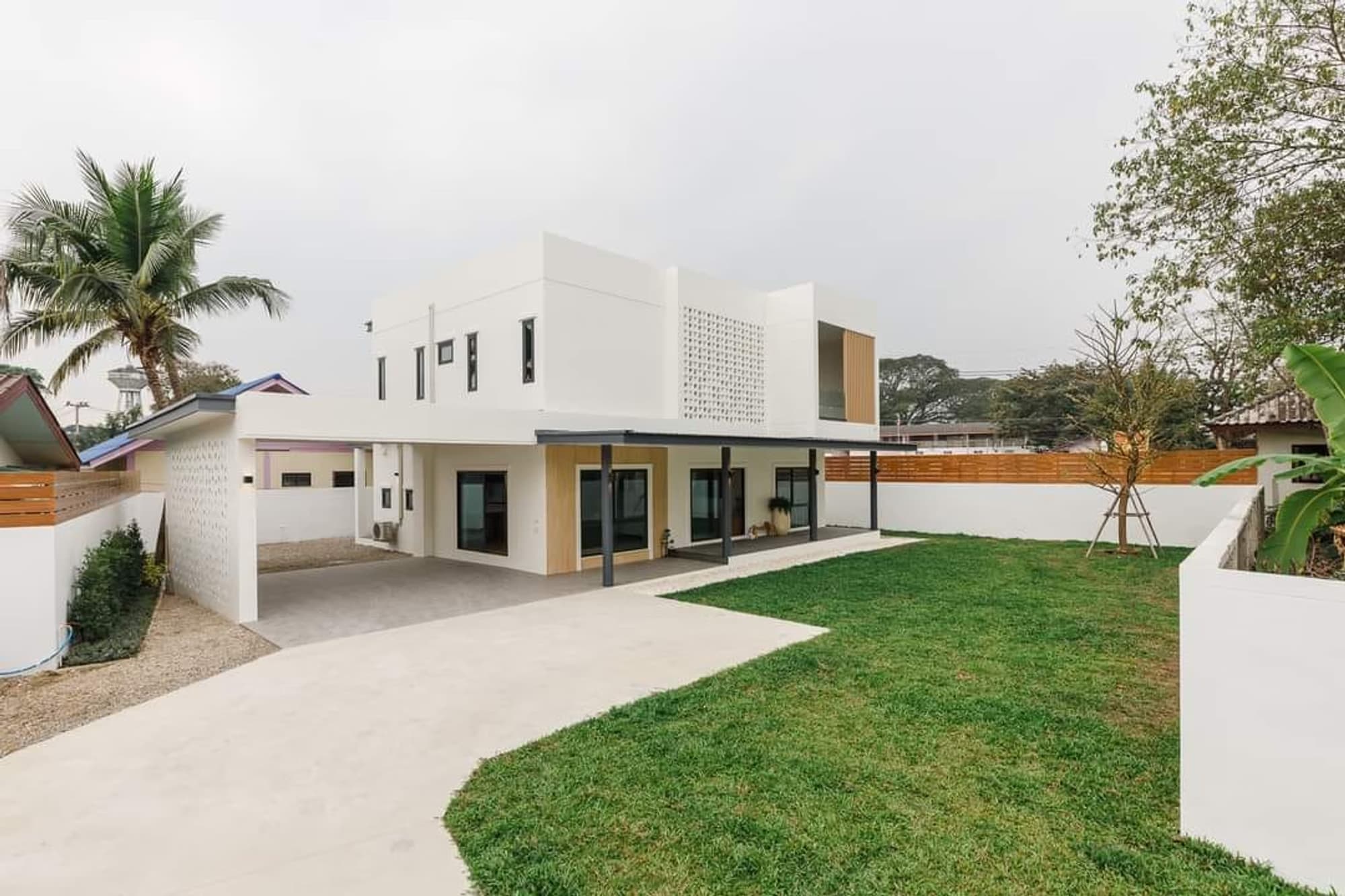 5 ห้องนอน House สำหรับ ขาย ใน สารภี - Image 2