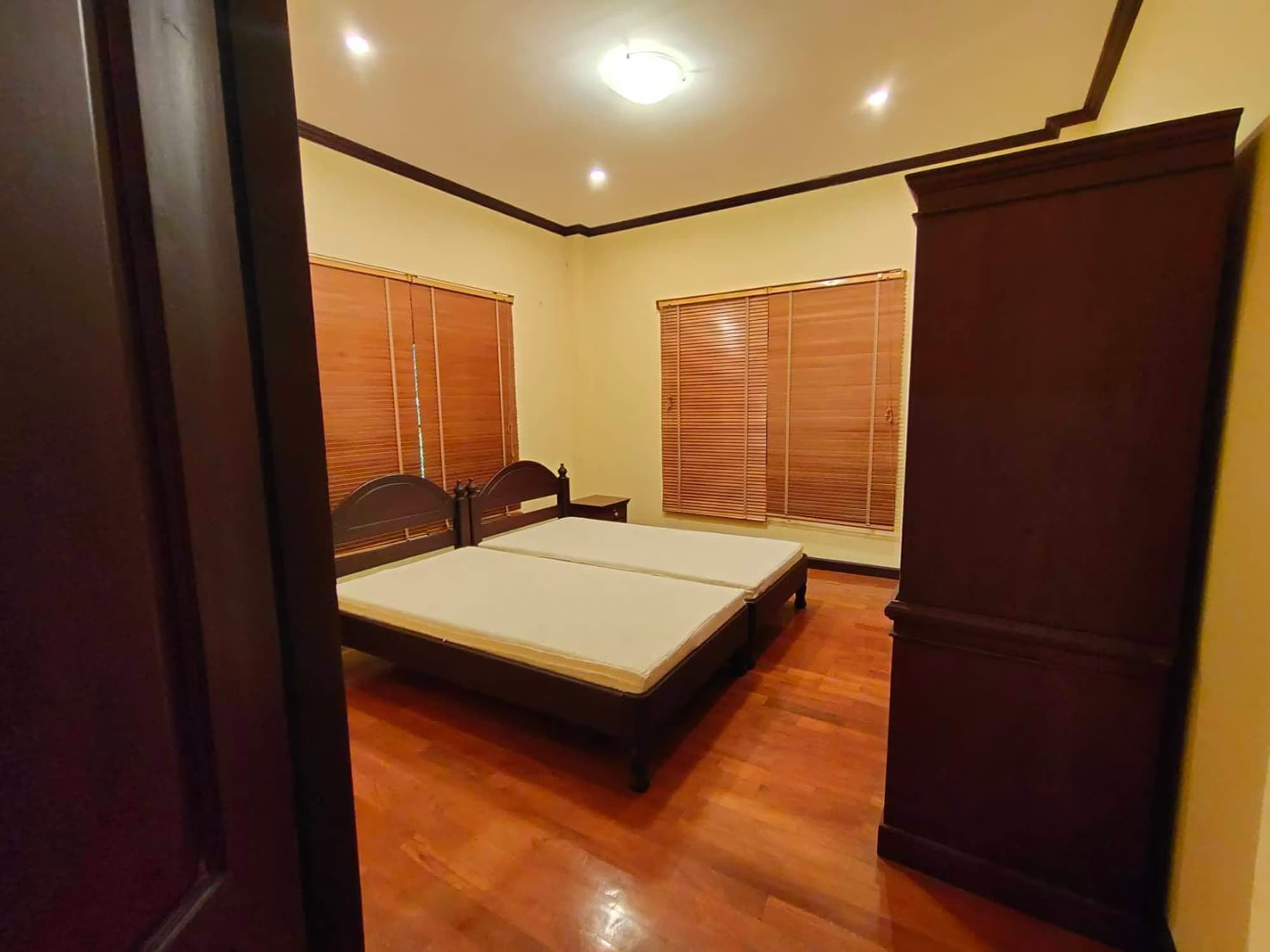 4 Bed House for Sale in San Kamphaeng District - Image 9