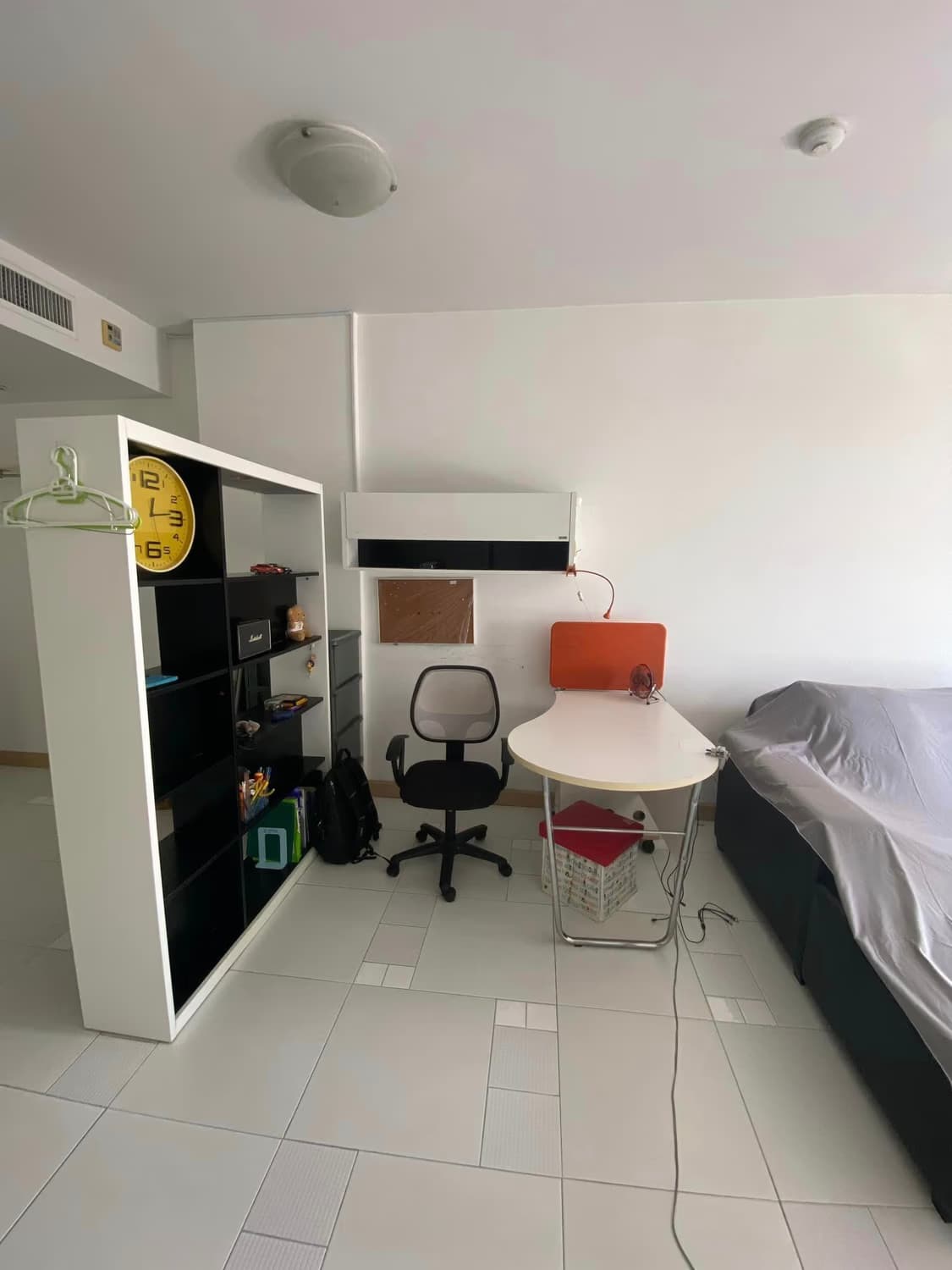 1 Bed Condo for Rent in Khlong San - Image 10