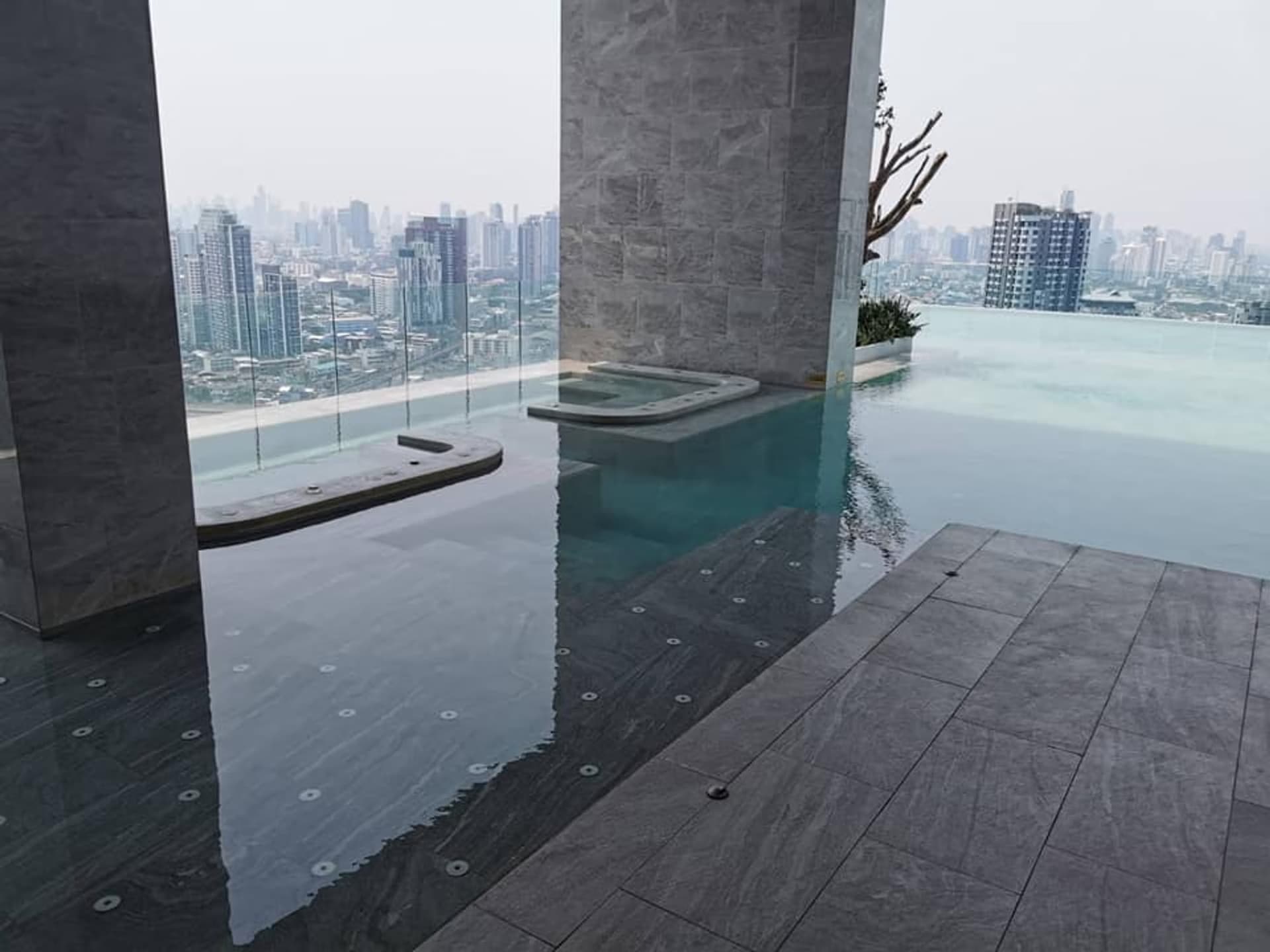 Condo for Sale at Knightsbridge Prime Onnut - Image 13