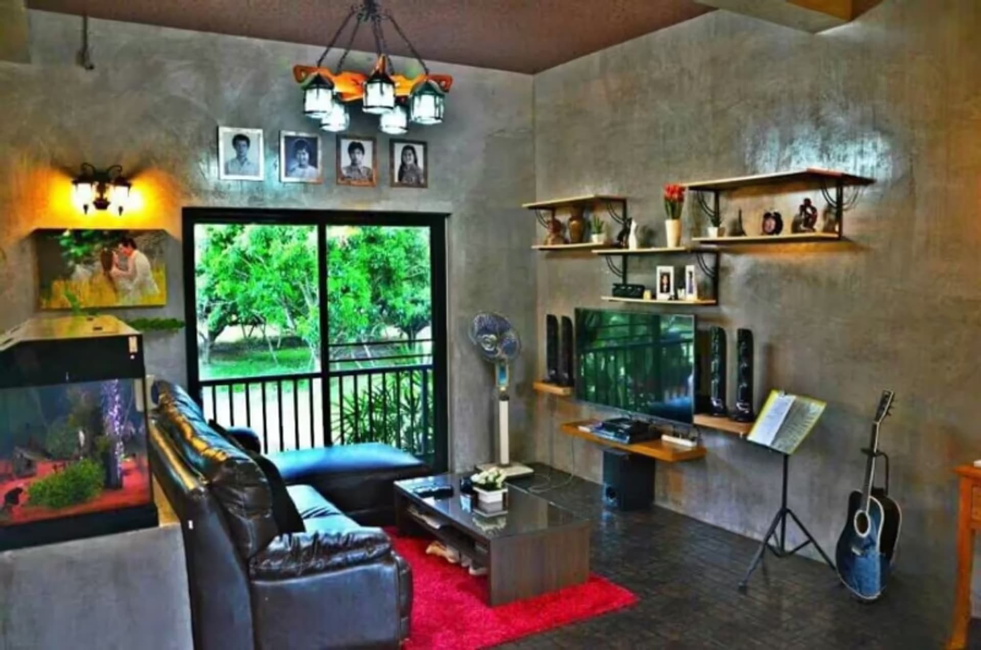 9 Bedroom House - Image 36