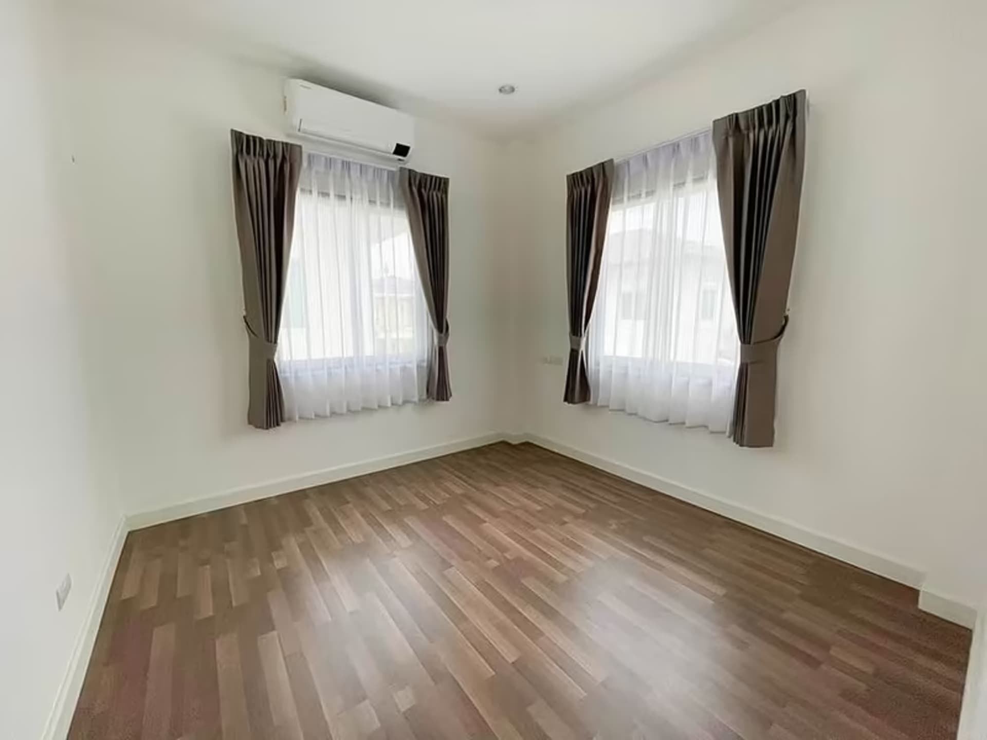 3 Bedroom House - Image 1