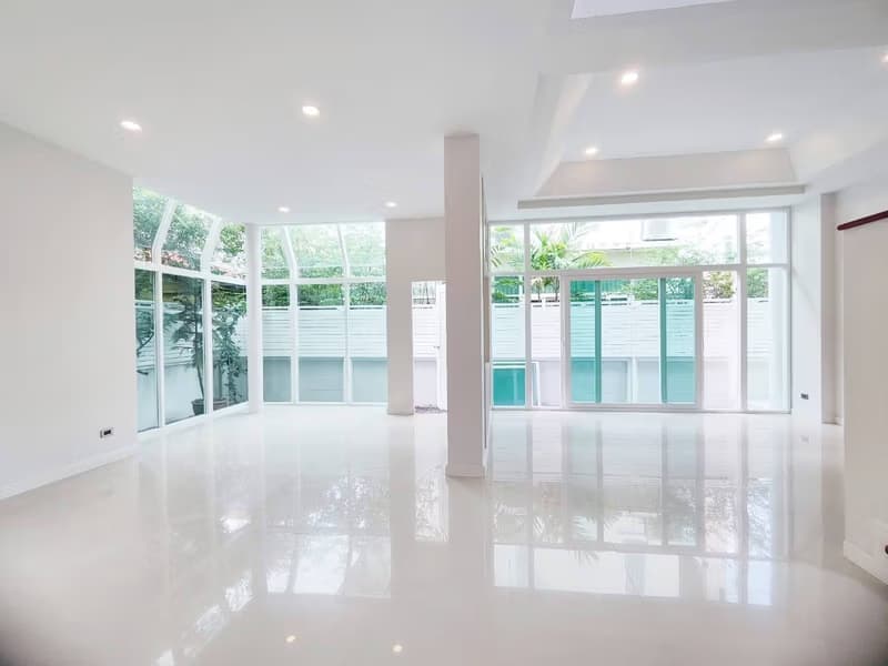 3 Bed House for Sale in Bang Phli