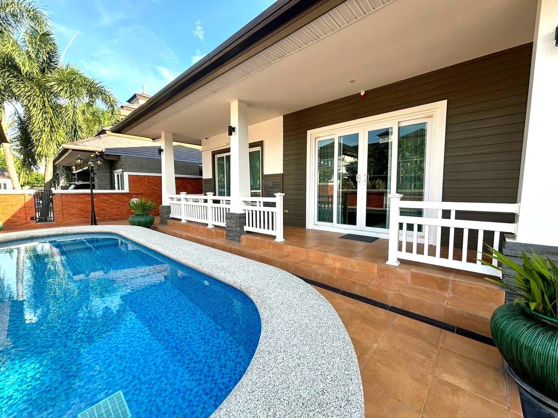 3 Bed House for Sale in Hang Dong - Image 1
