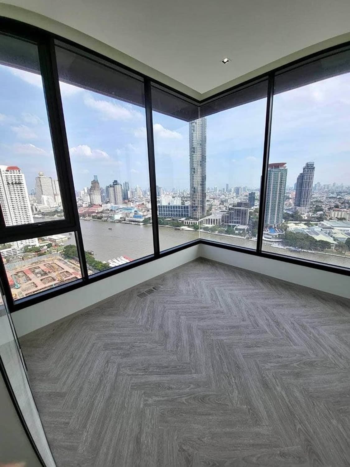 Condo for Sale at CHAPTER CHAROEN NAKHON - RIVERSIDE - Image 1
