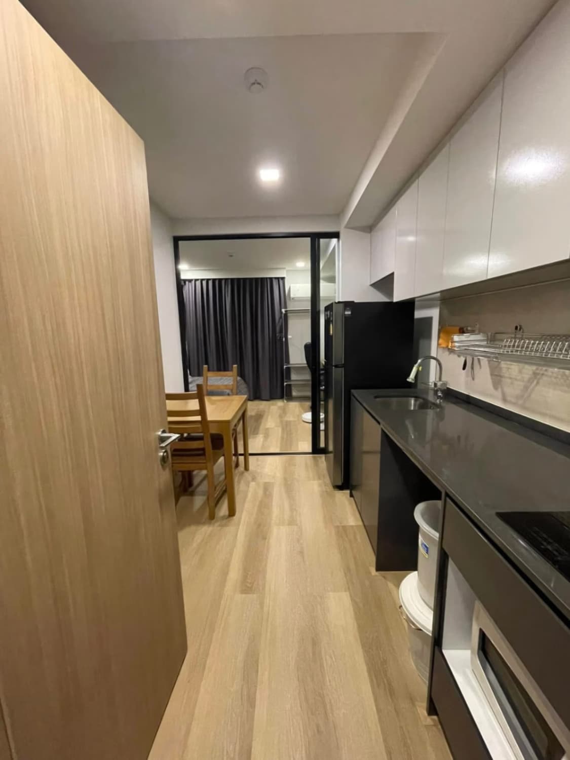 1 Bed Condo for Sale in Payathai - Image 9