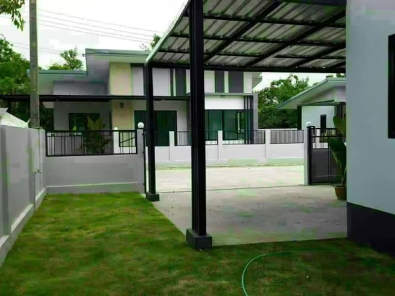 2 Bedroom House